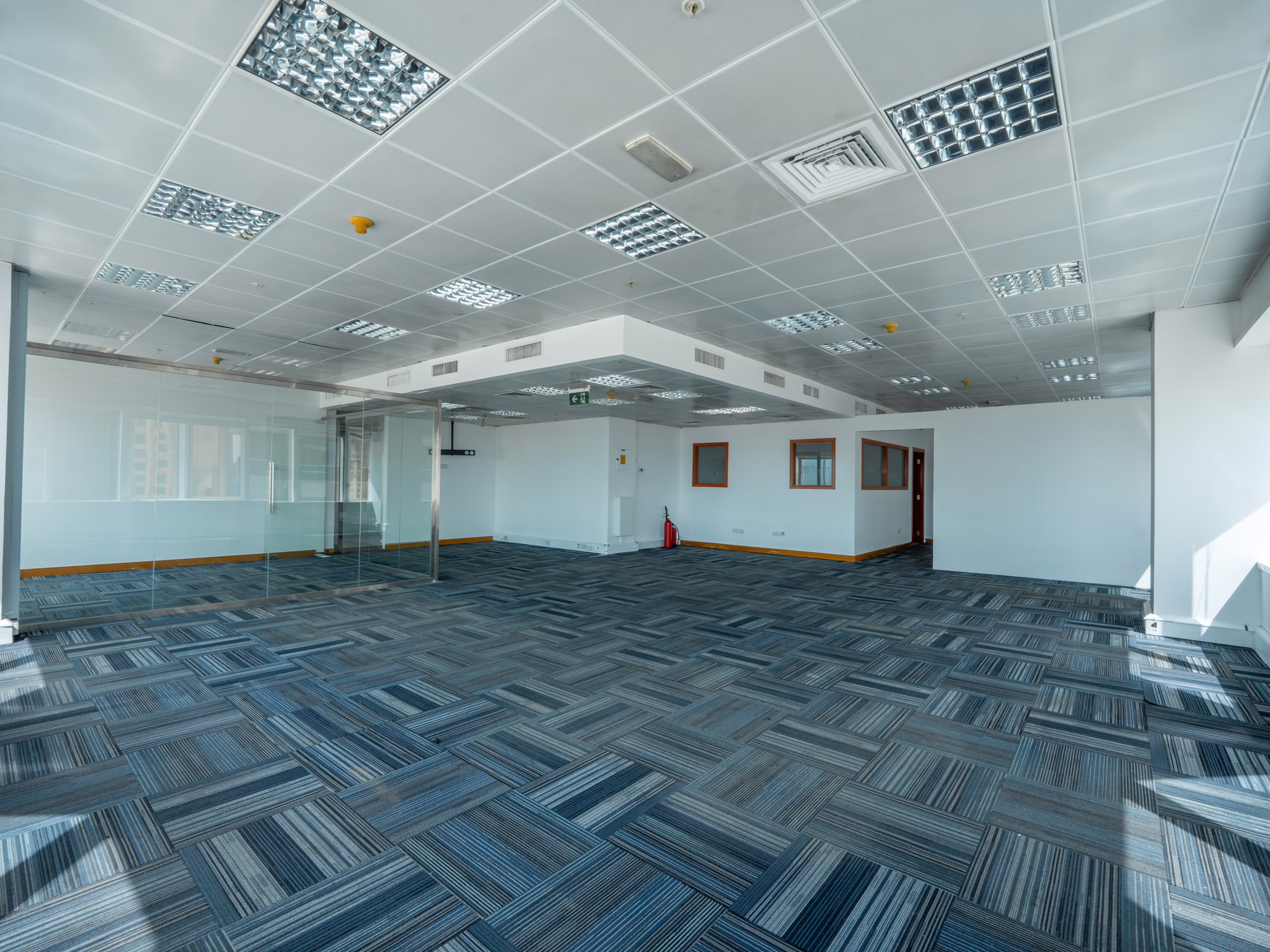 WFR02111-HDR