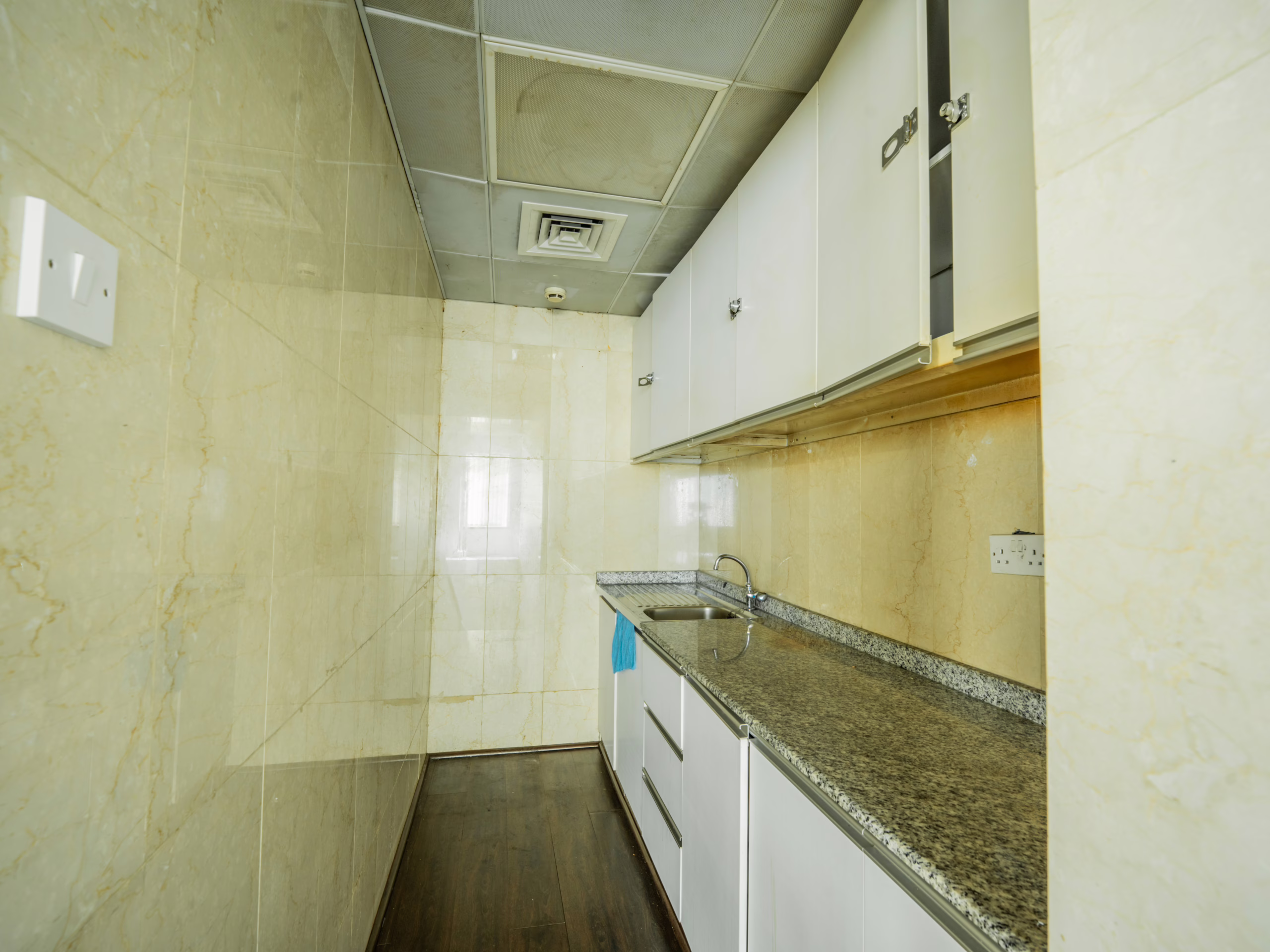 WFR02292-HDR