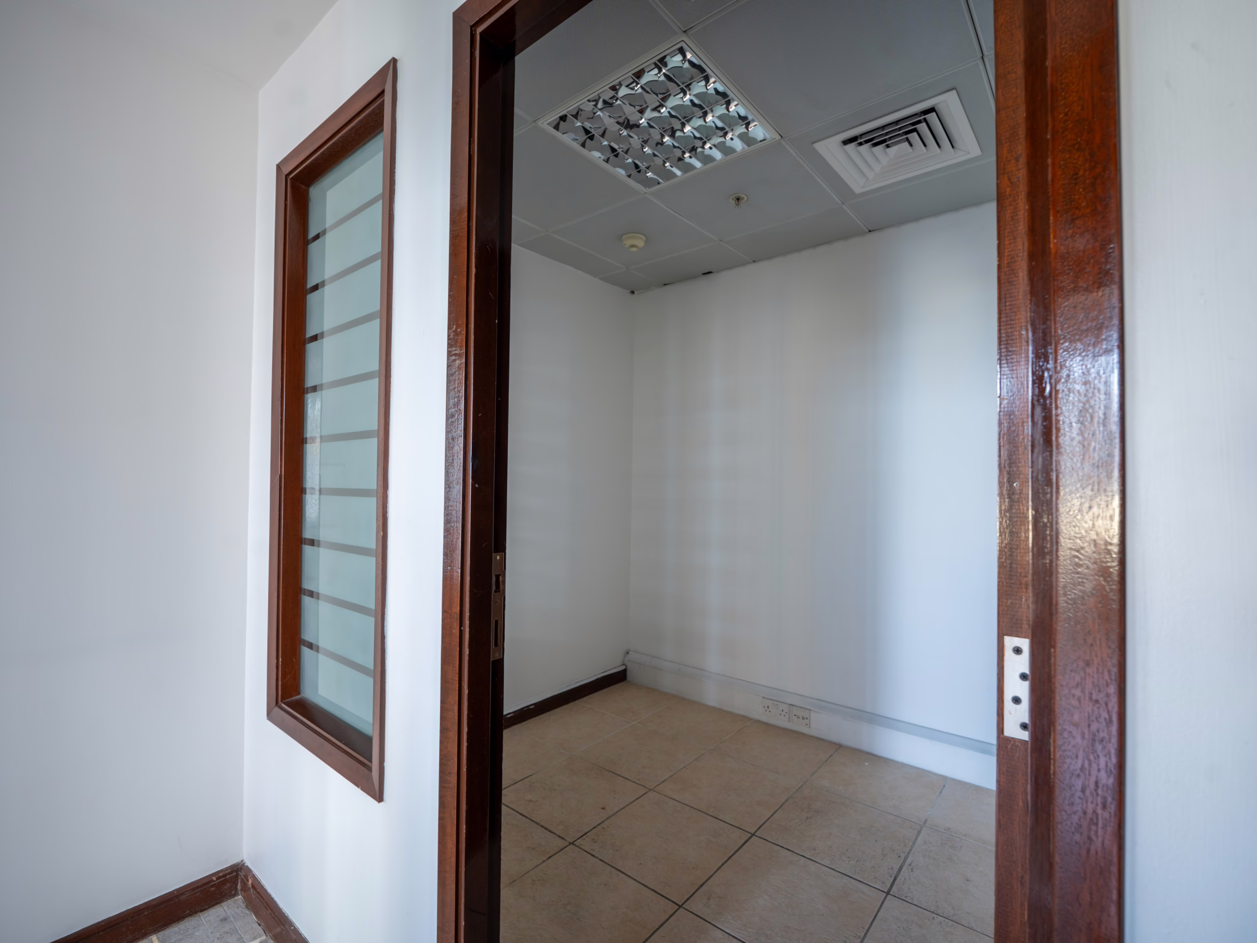 WFR02325-HDR