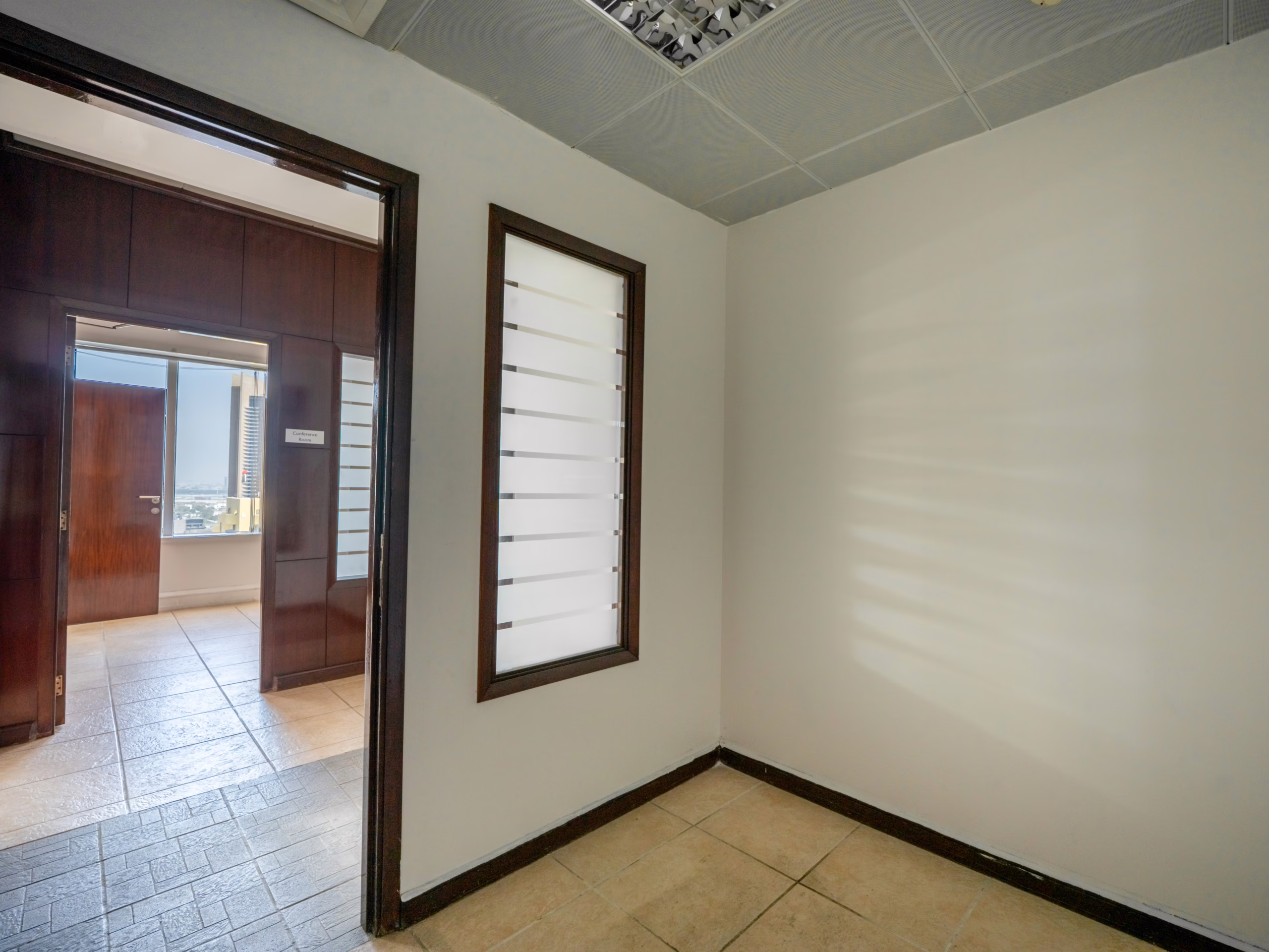 WFR02328-HDR