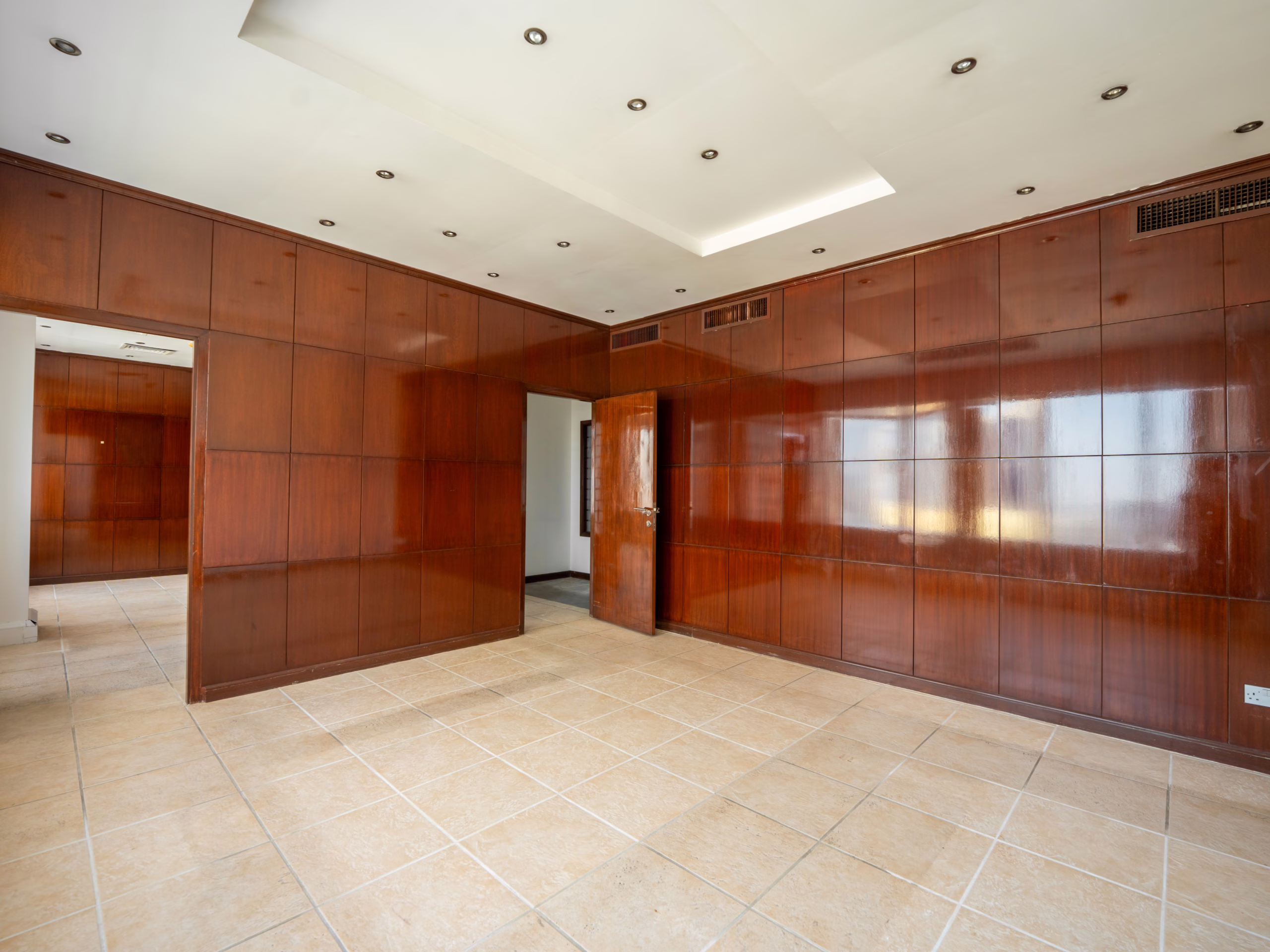 WFR02342-HDR