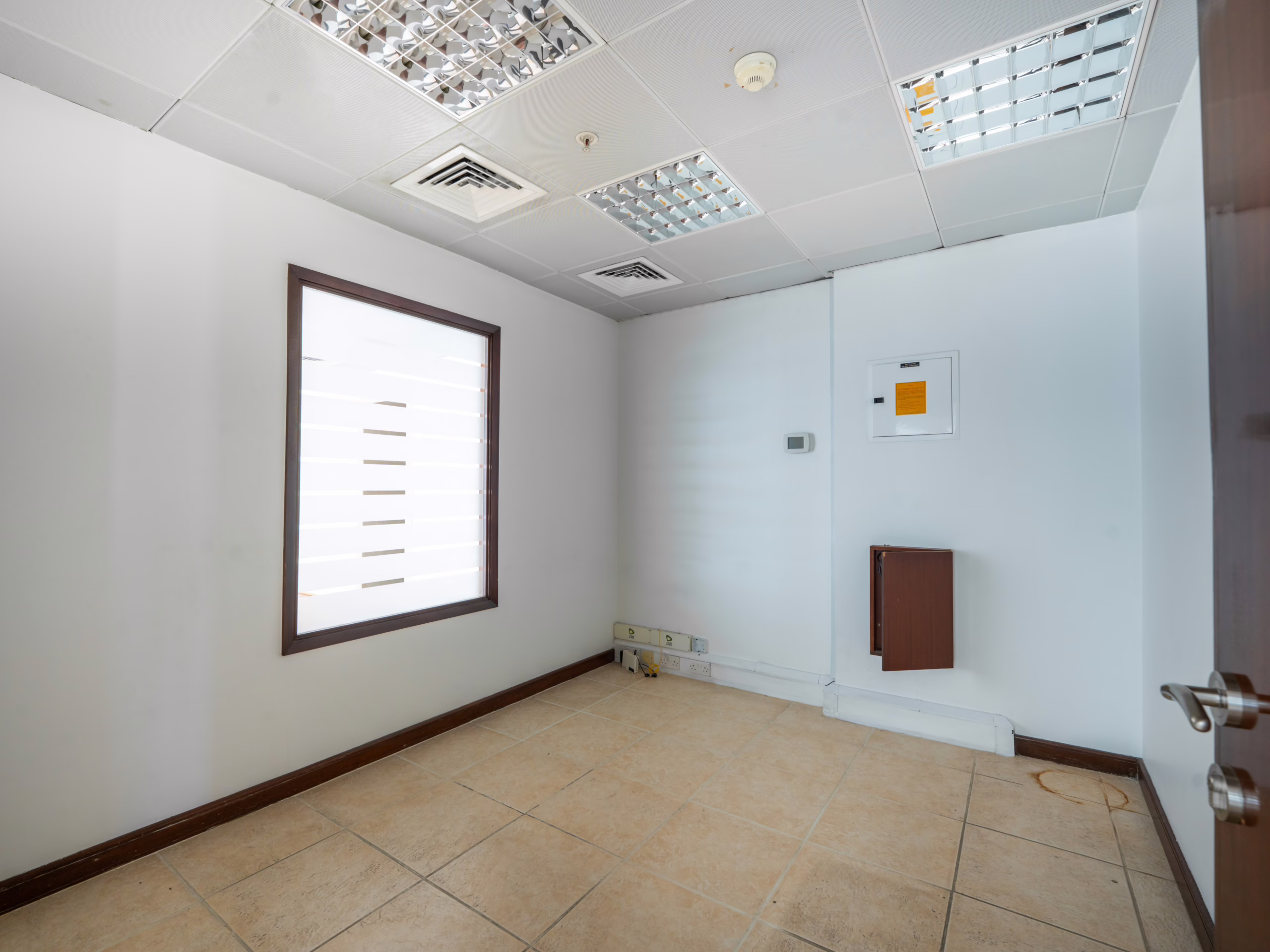 WFR02403-HDR
