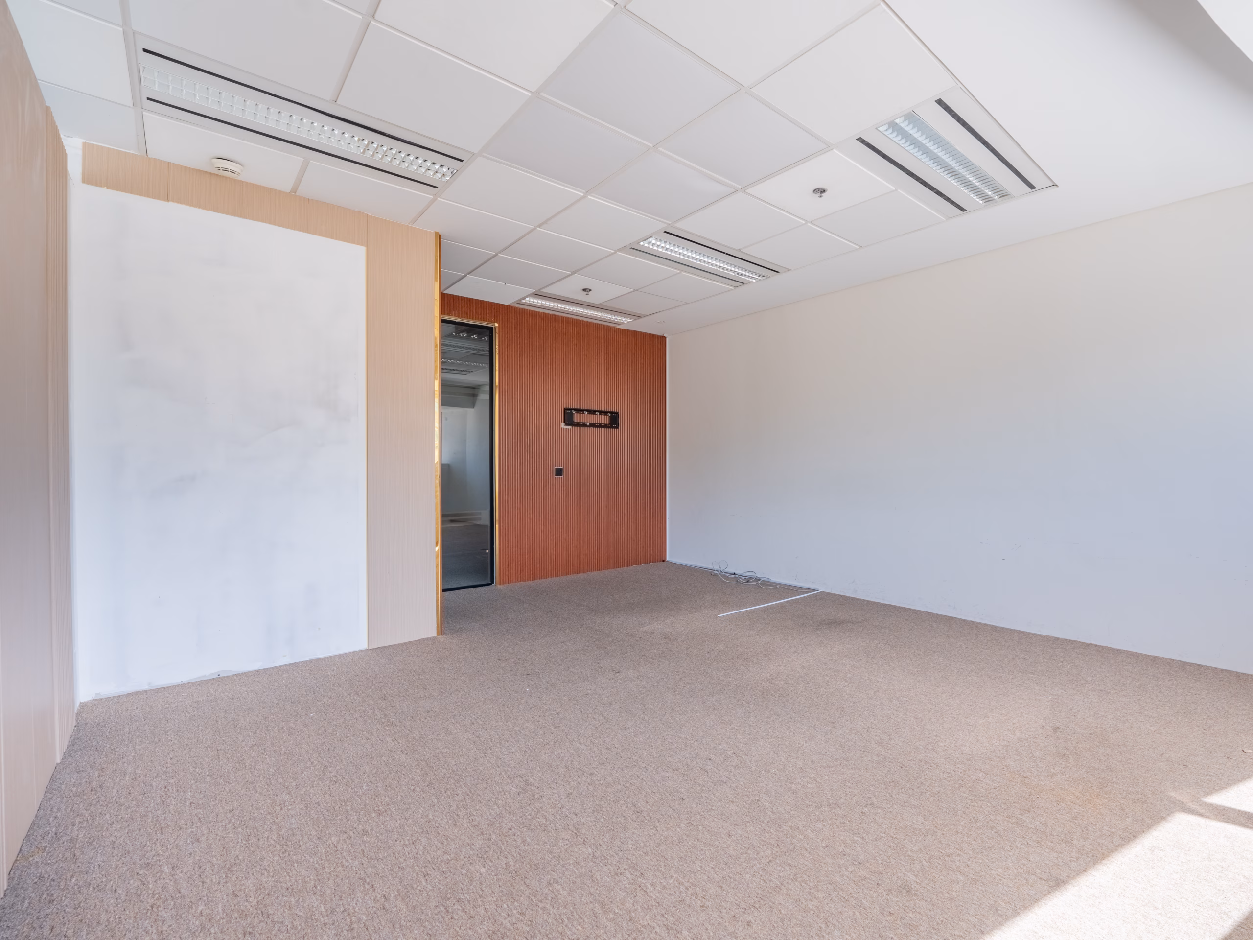 WFR04418-HDR